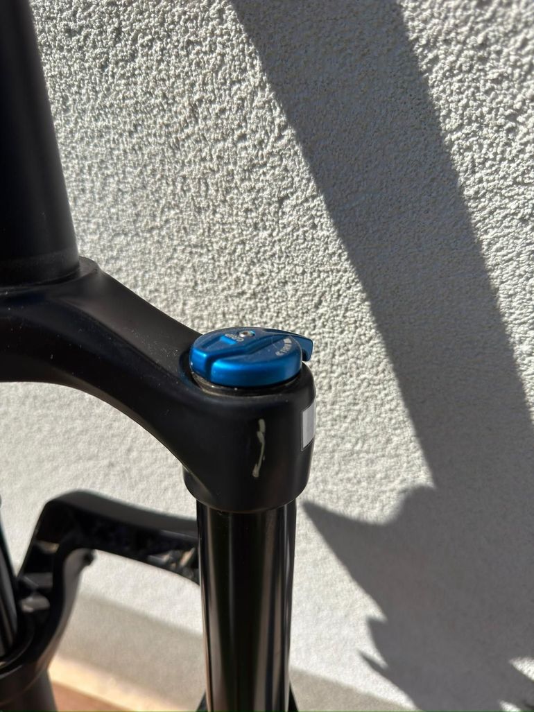 Used Fox Rhythm 34 29/27.5 2021 bike — image 10 of 12