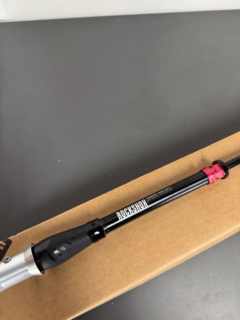 Used RockShox KIT Upgrade Flight Attendant x EPIC 8 2025 bike — image 2 of 19