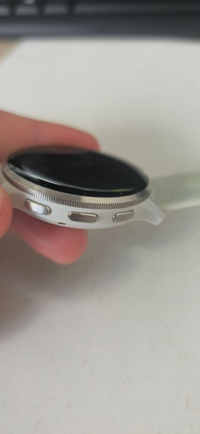 Used Garmin Venu 3 GPS Watch bike — image 4 of 5