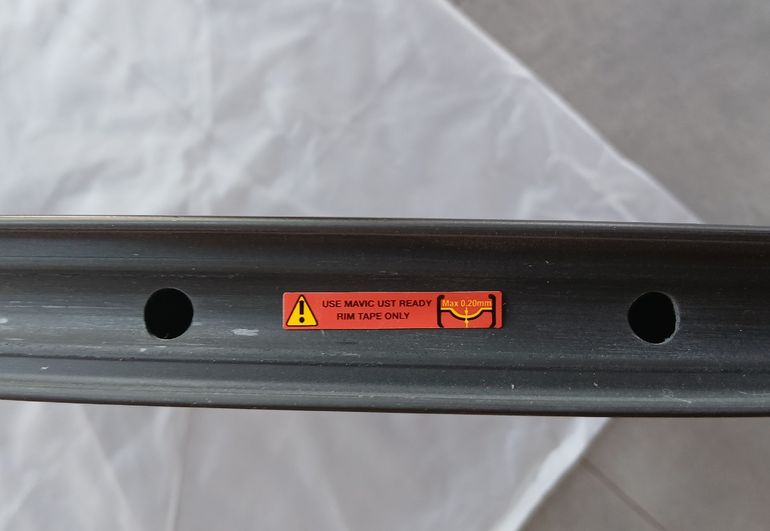 Used Mavic C-2542 Disc Rim bike — image 7 of 7