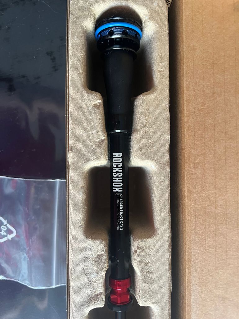 Used Sram Charger Race Day 2 Sid Remote 35mm bike — image 2 of 3