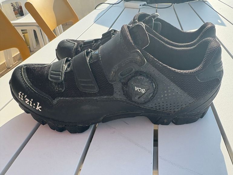 Used Fizik M6 2023 bike — image 2 of 5