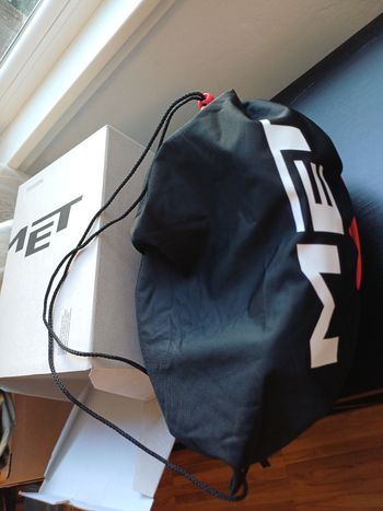 Used MET Trenta Absolute White Helmet 2026 bike — image 3 of 9