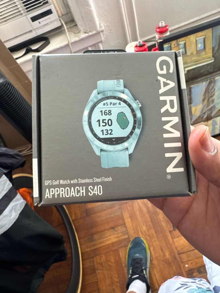 Used Garmin Approach S40 GPS Golf Watch bike — image 1 of 3