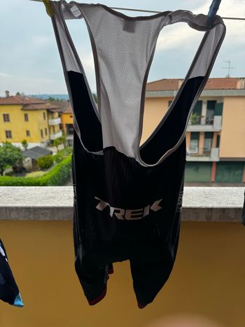 Used Vario Salopette 2022 bike — image 11 of 13