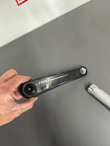Used Sram Set Pedivelle Red E1 Dub - 172,5mm 2025 bike — image 11 of 12