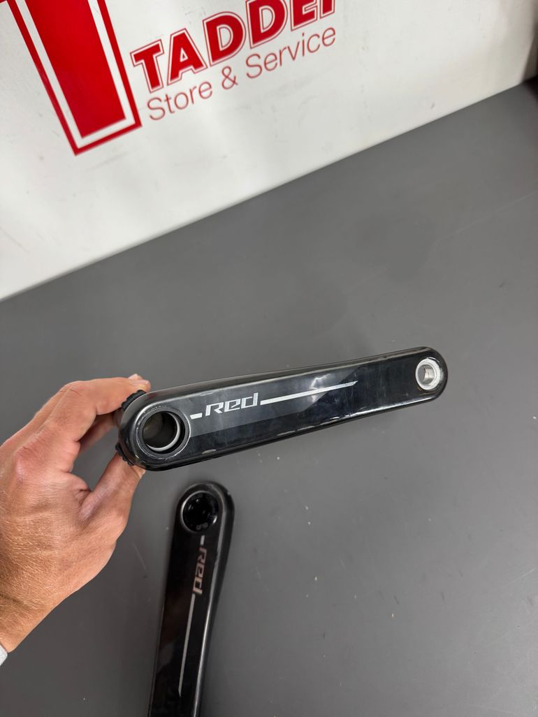 Used Sram Set Pedivelle Red E1 Dub - 172,5mm 2025 bike — image 10 of 12