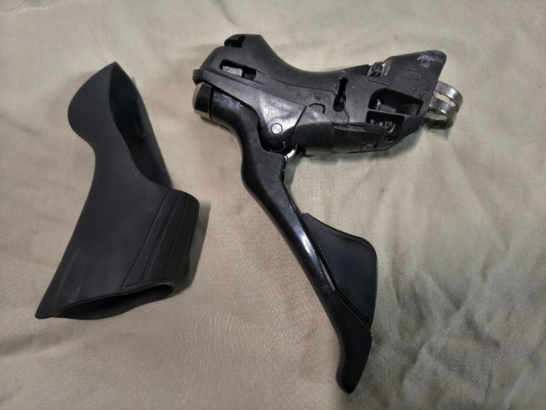 Used Shimano Ultegra ST-R8000 2x11v Sinistra bike — image 6 of 6