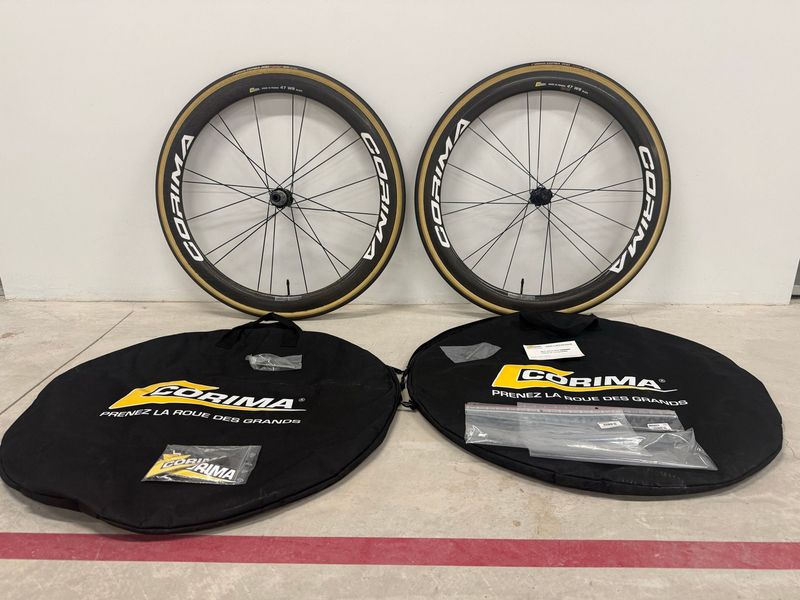 Used Corima WS 47 Black 2021 bike — image 1 of 16