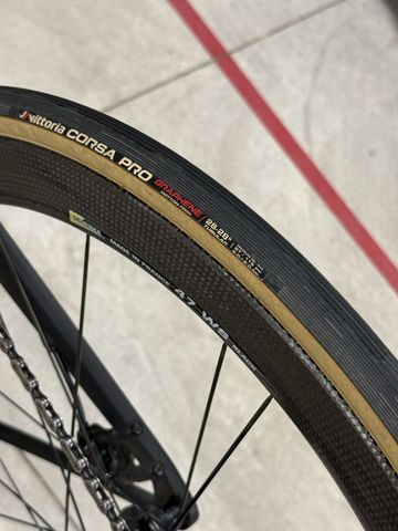 Used Corima WS 47 Black 2021 bike — image 13 of 16