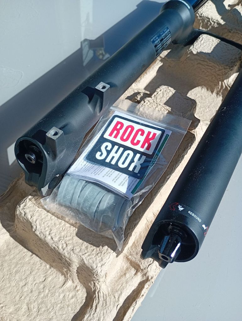 Used RockShox Psylo Gold isolator Rc 2026 bike — image 7 of 12