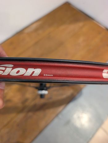 Used Vision SC55 TLR Wheelset bike — image 3 of 6