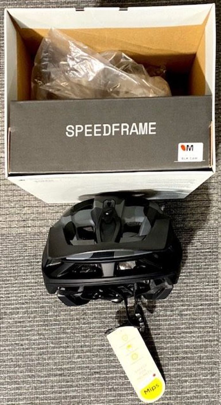 Used Fox Racing Speedframe Helmet 2025 bike — image 4 of 4