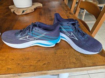 Used Mizuno Wave Inspire 21 2025 bike — image 3 of 4