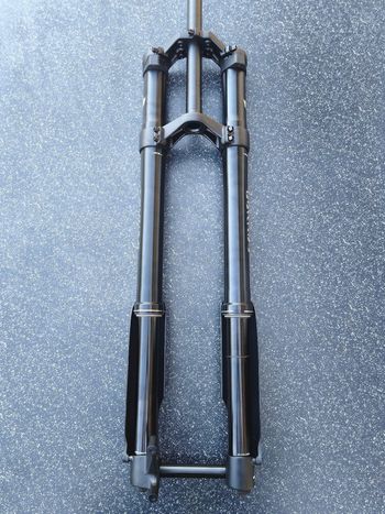 Used Manitou Dorado COMP Gen2 Coil 203mm bike — image 4 of 10