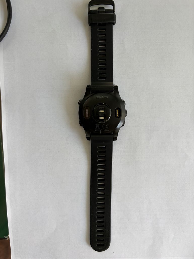 Used Garmin Forerunner 945 GPS Watch 2021 bike — image 5 of 11