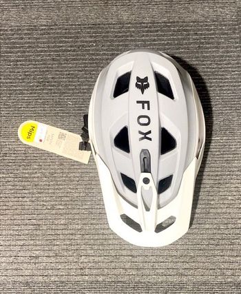 Used Fox Racing Speedframe Helmet 2025 bike — image 3 of 4