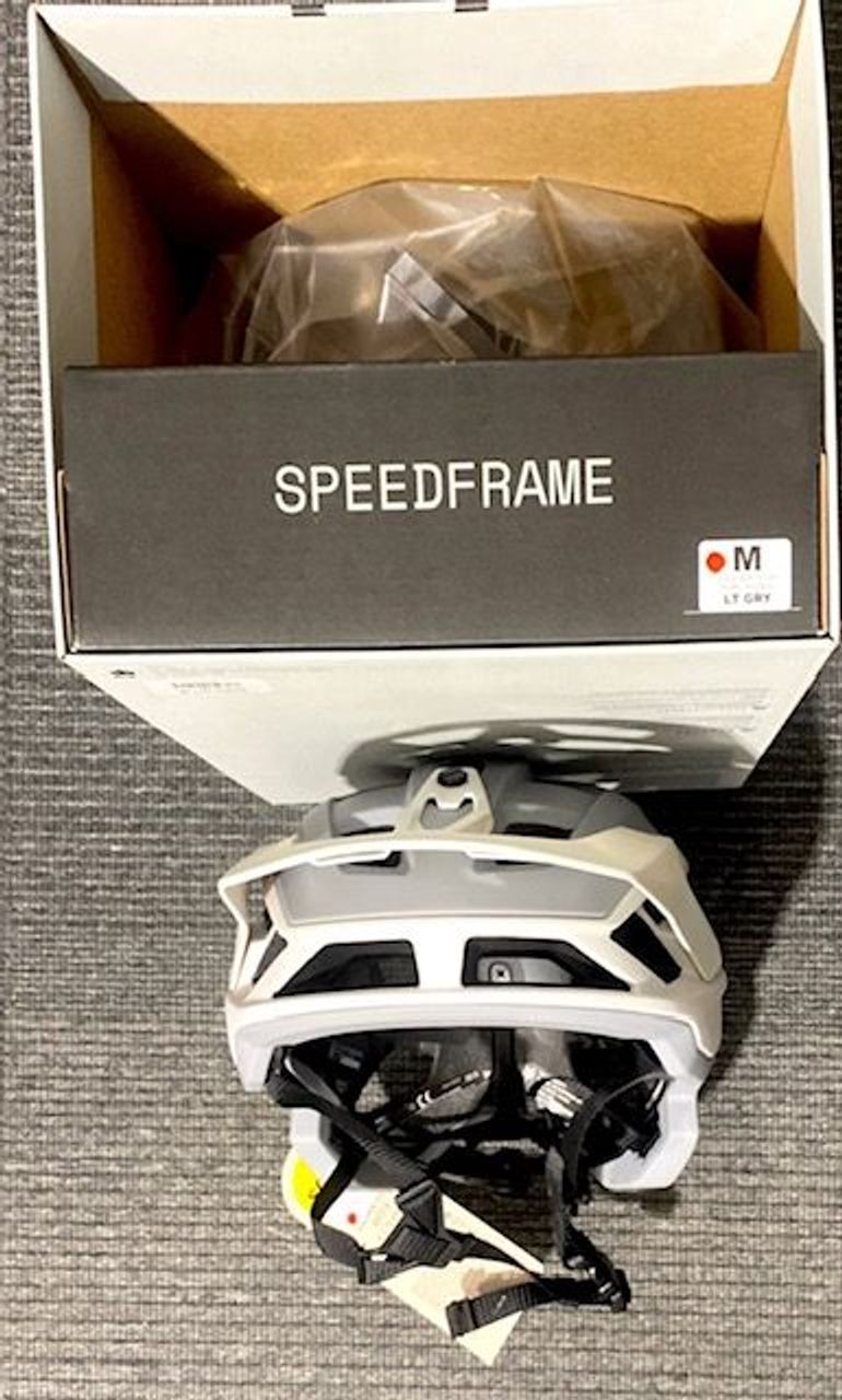 Used Fox Racing Speedframe Helmet 2025 bike — image 4 of 4