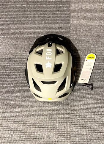 Used Fox Racing Speedframe Helmet 2025 bike — image 2 of 4