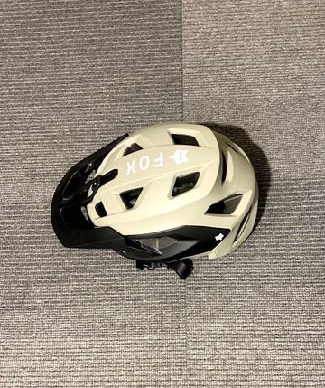 Použité Fox Racing Speedframe Helmet 2025 bike — obrázek 1 z 4