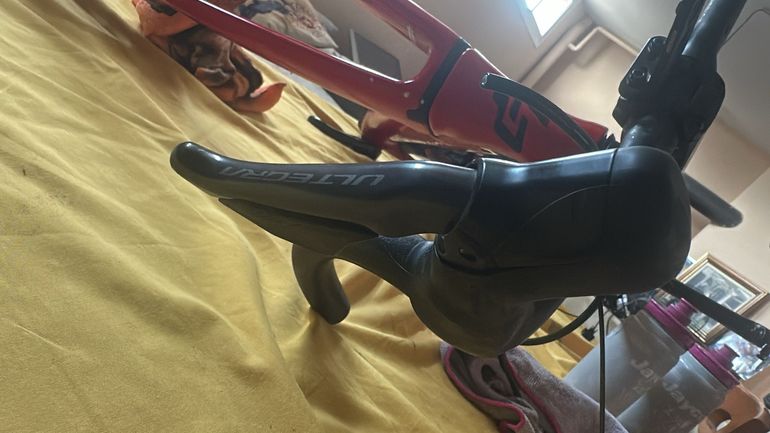 Used Shimano Ultegra Di2 12v 2024 bike — image 5 of 6
