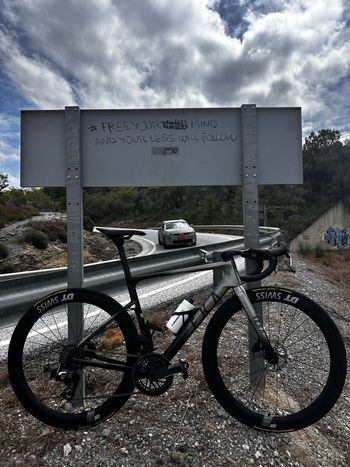 Used Dt Swiss ARC 1400 2024 bike — image 3 of 3