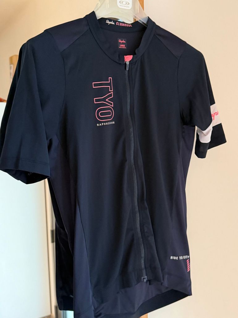Used Rapha Maillot Clubhouse Tokyo bike — image 1 of 4