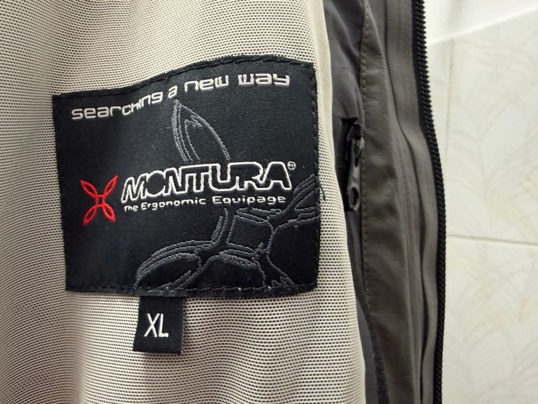 Used montura Guscio Hardshell Gore-Tex bike — image 6 of 8