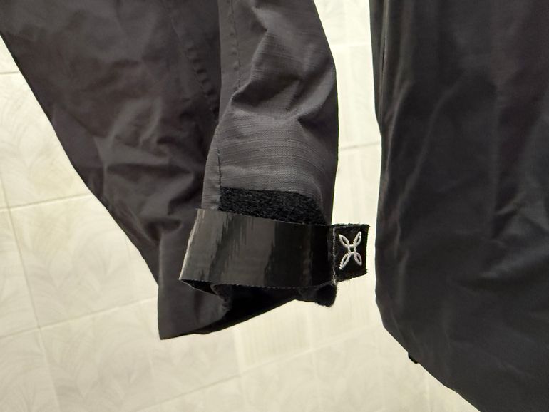 Used montura Guscio Hardshell Gore-Tex bike — image 3 of 8