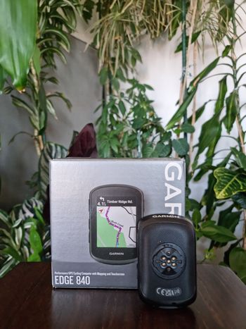 Used Garmin Edge 840 2025 bike — image 4 of 5