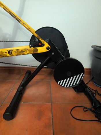 Used Van Rysel D100 Home Trainer with Zwift Cog and Click 2026 bike — image 6 of 6