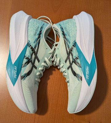 Brugt Asics Magic Speed 4 EU 41.5 2025 Running Shoes