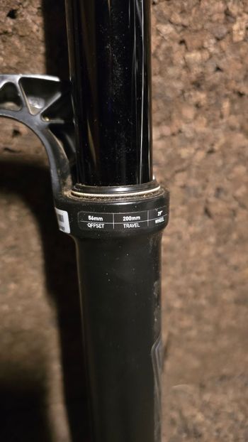 Used RockShox Boxxer Select 2023 bike — image 7 of 8