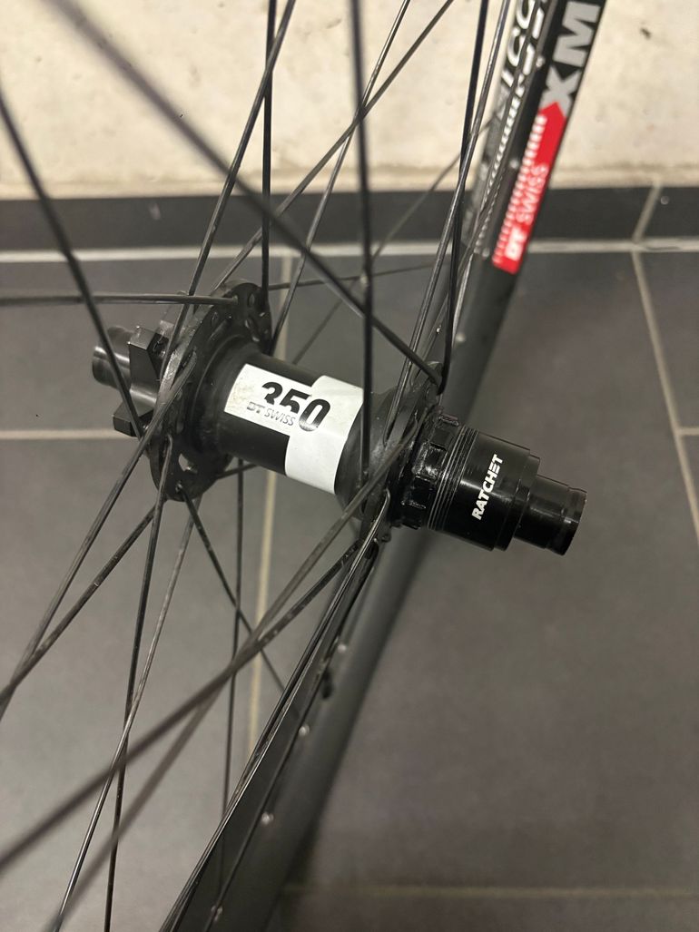 Used Dt Swiss XM551 bike — image 5 of 5