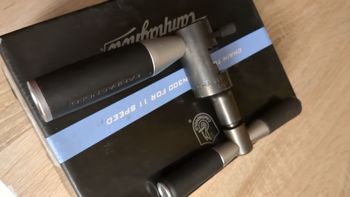 Used Campagnolo Chain Tool Ultralink 11-speed bike — image 5 of 8