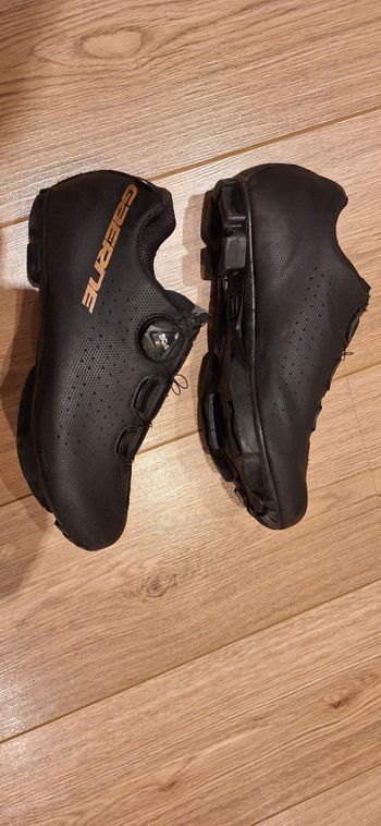 Used Gaerne G trail lady matt black bike — image 3 of 4