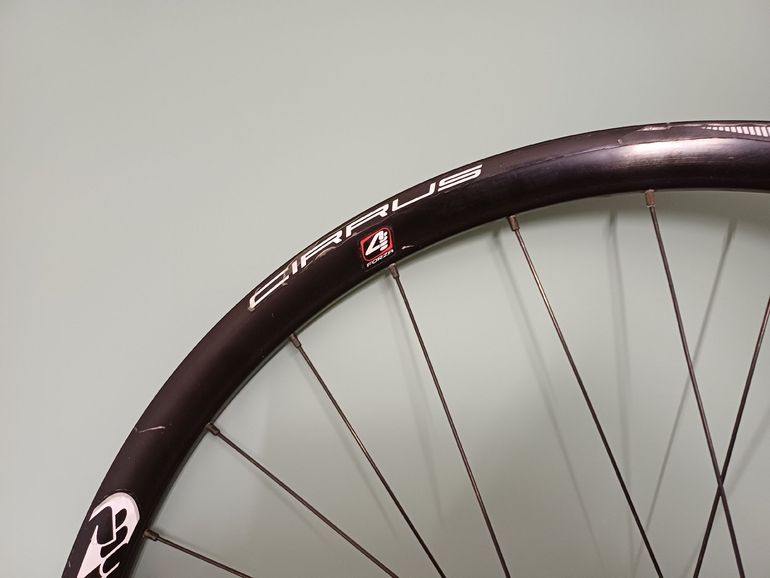 Used 4za Cirrus Forza 4 CCD30 100 135 QR Handbuilt Wheelset with Shimano Cassette bike — image 9 of 9