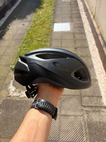 Used Oakley ARO3 MIPS Helmet 2020 bike