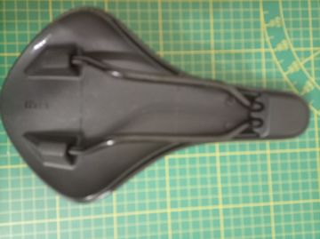 Used Fizik aliante Saddles & Seatposts