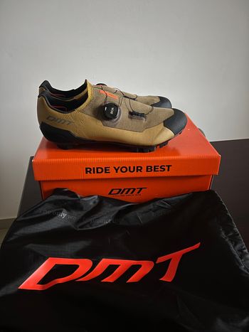 Used Dmt KM30 MTB Shoes 2026 bike