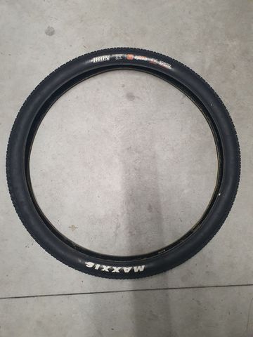 Tweedehands Maxxis Ikon Tyres & Tubes