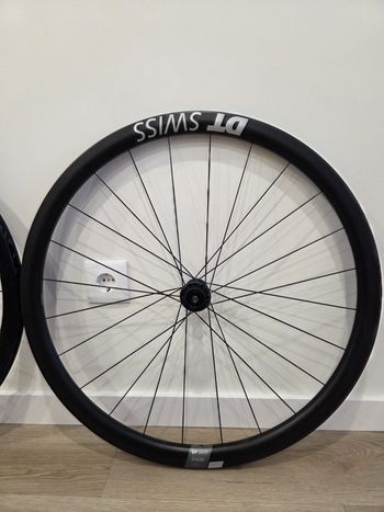 Used Dt Swiss ERC 1400 DICUT 35 Wheel 2025 bike — image 3 of 8