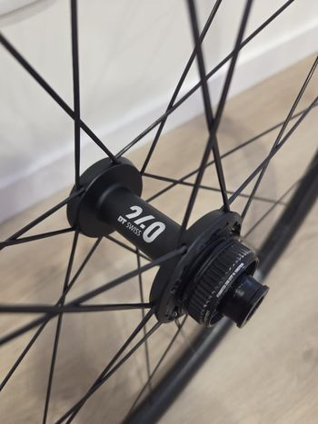 Used Dt Swiss ERC 1400 DICUT 35 Wheel 2025 bike — image 6 of 8