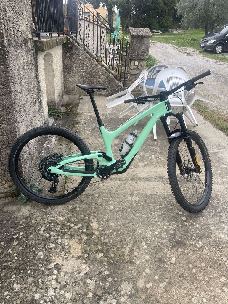 Used Bold Kit Cadre 2024 bike — image 2 of 2