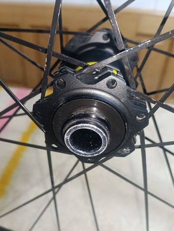 Used Mavic E-Deemax S30/S35 Wheelset 2025 bike — image 15 of 18