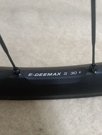 Used Mavic E-Deemax S30/S35 Wheelset 2025 bike — image 4 of 18