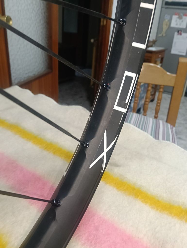 Used Mavic E-Deemax S30/S35 Wheelset 2025 bike — image 17 of 18