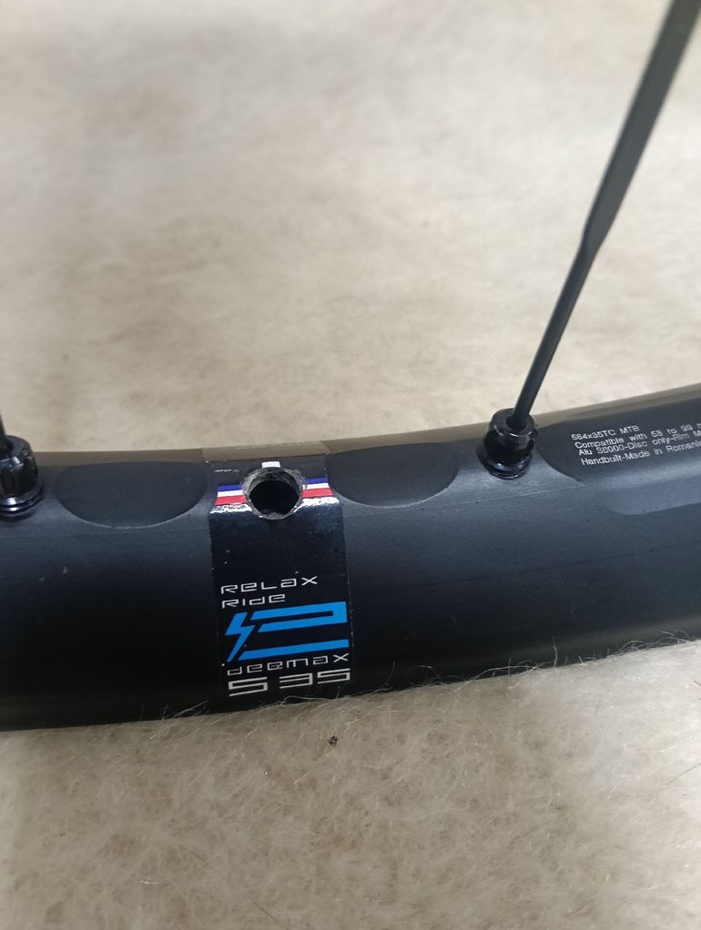 Used Mavic E-Deemax S30/S35 Wheelset 2025 bike — image 5 of 18