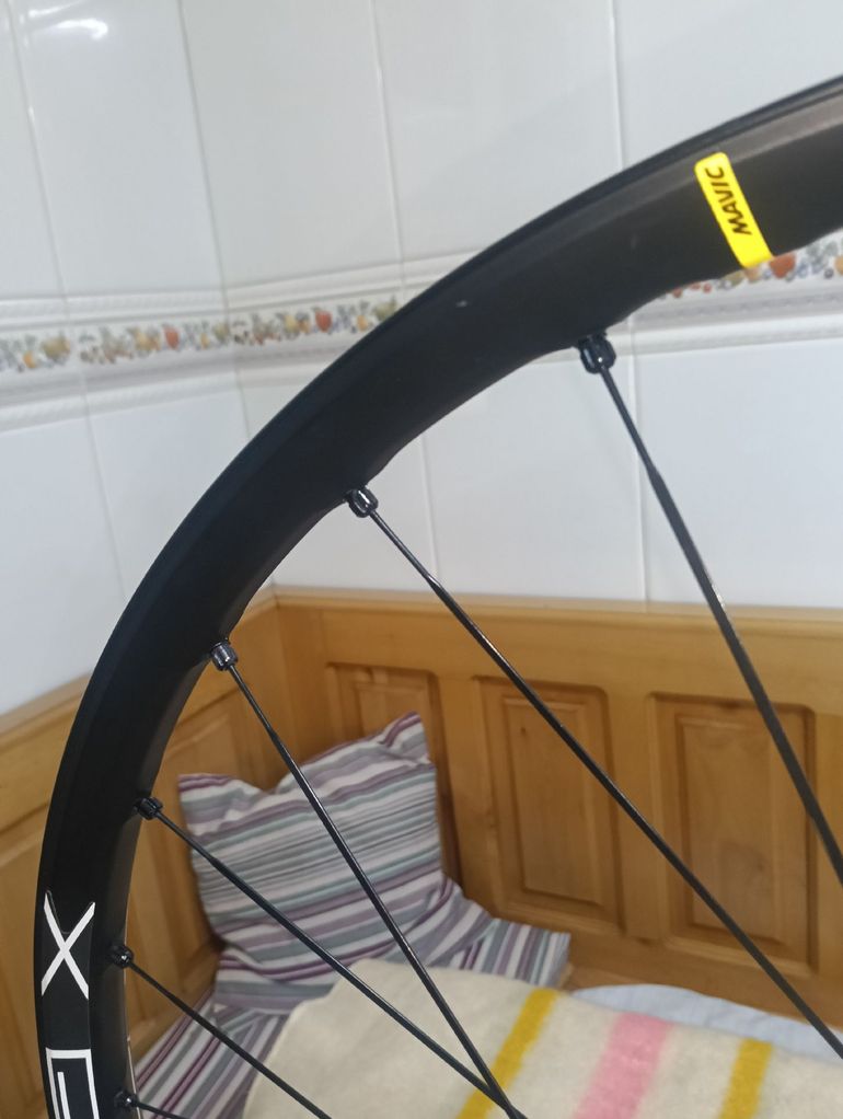 Used Mavic E-Deemax S30/S35 Wheelset 2025 bike — image 13 of 18