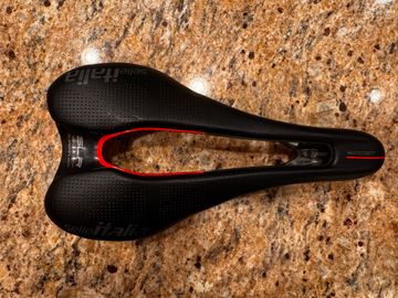 Used Selle Italia SLR Boost Kit Carbino Superflow 2024 Saddles & Seatposts